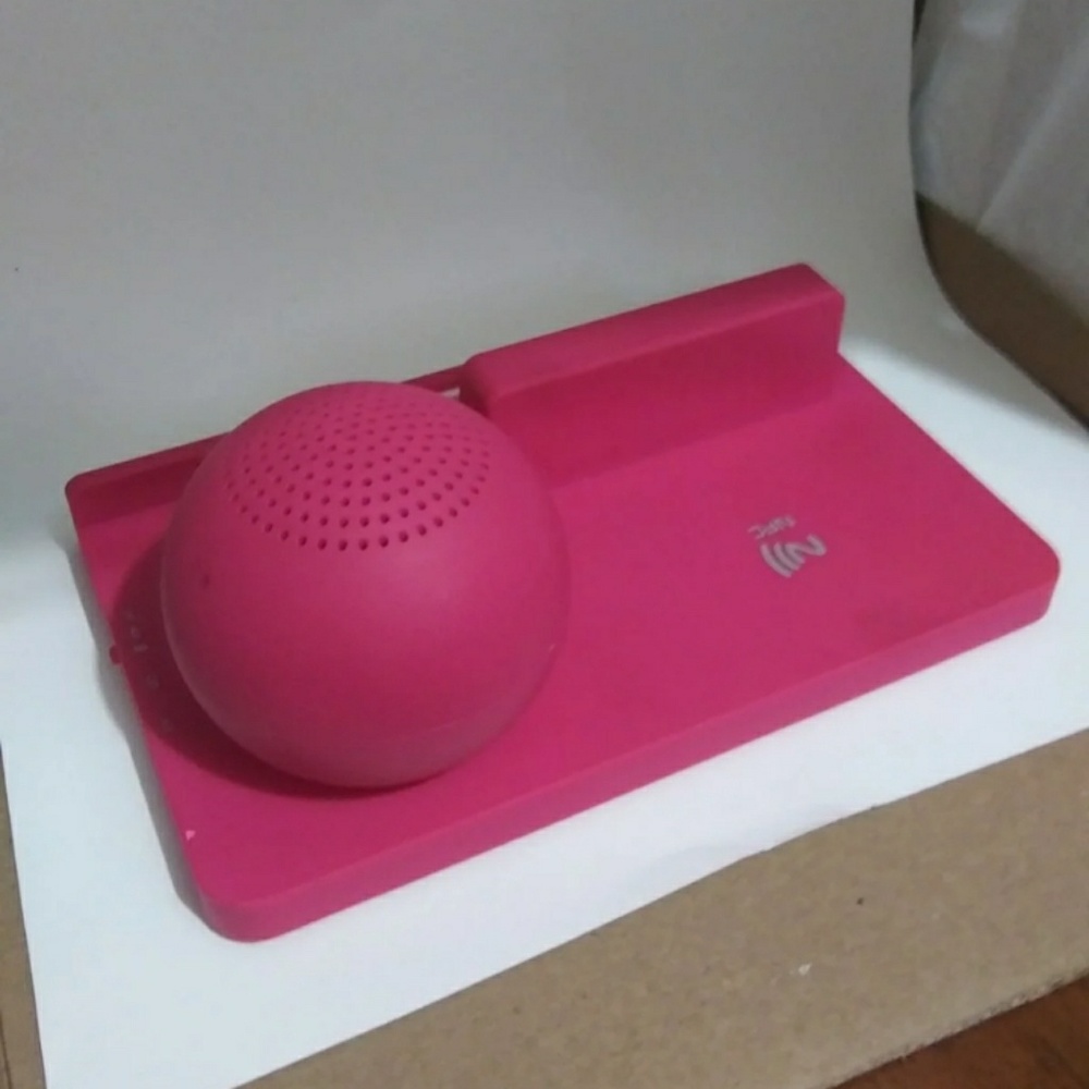 Pink Stylish BlueTooth Speaker